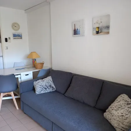 Avec Piscine Apartment *
